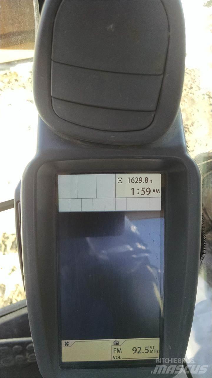 John Deere 470G LC Pásová rýpadla