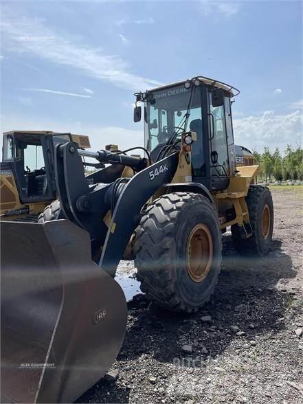 John Deere 544K Kolové nakladače