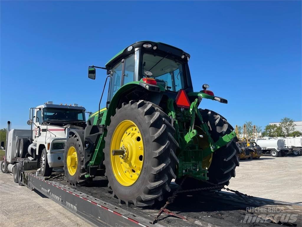 John Deere 6175M Traktory
