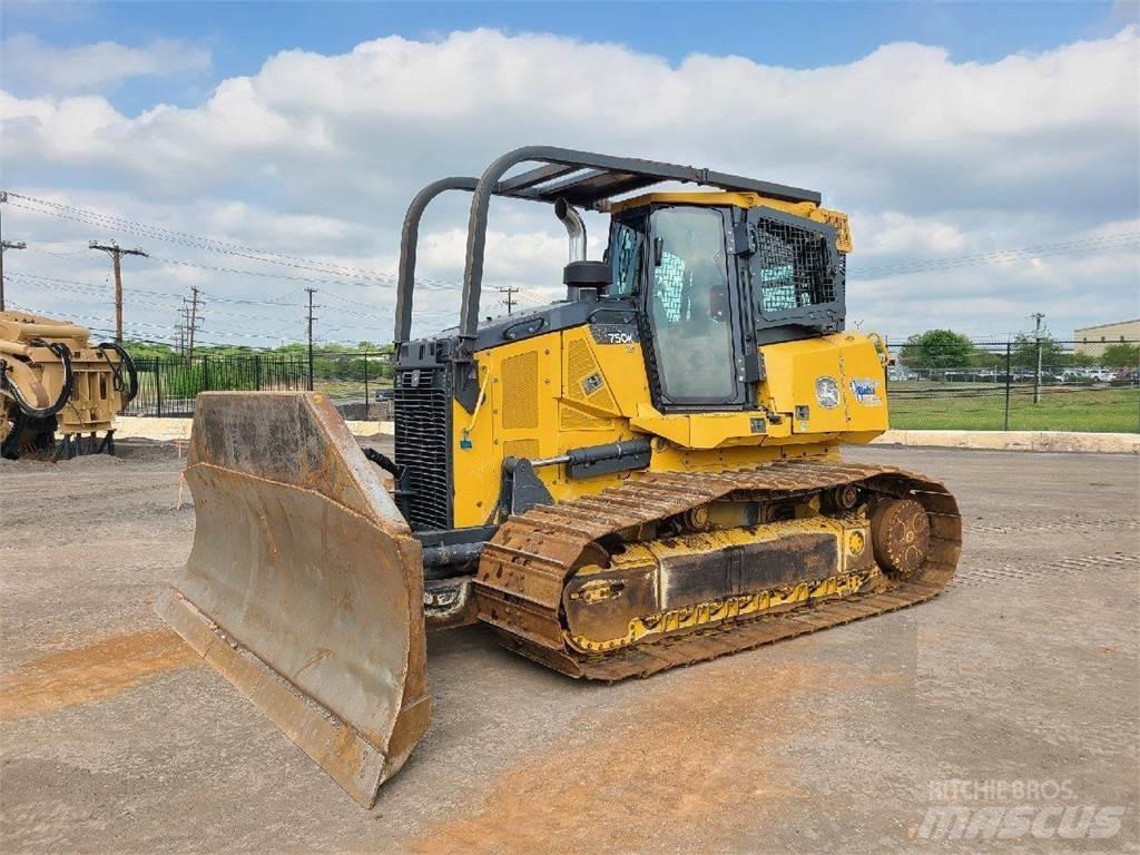 John Deere 750K LGP Pásové dozery