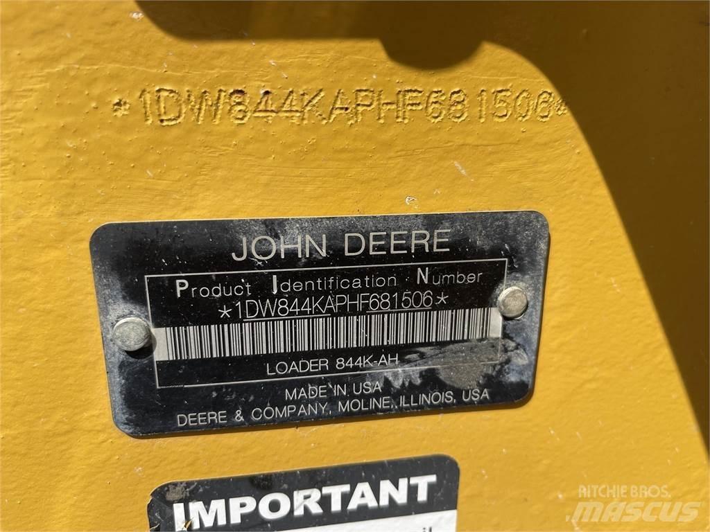 John Deere 844KIII Kolové nakladače