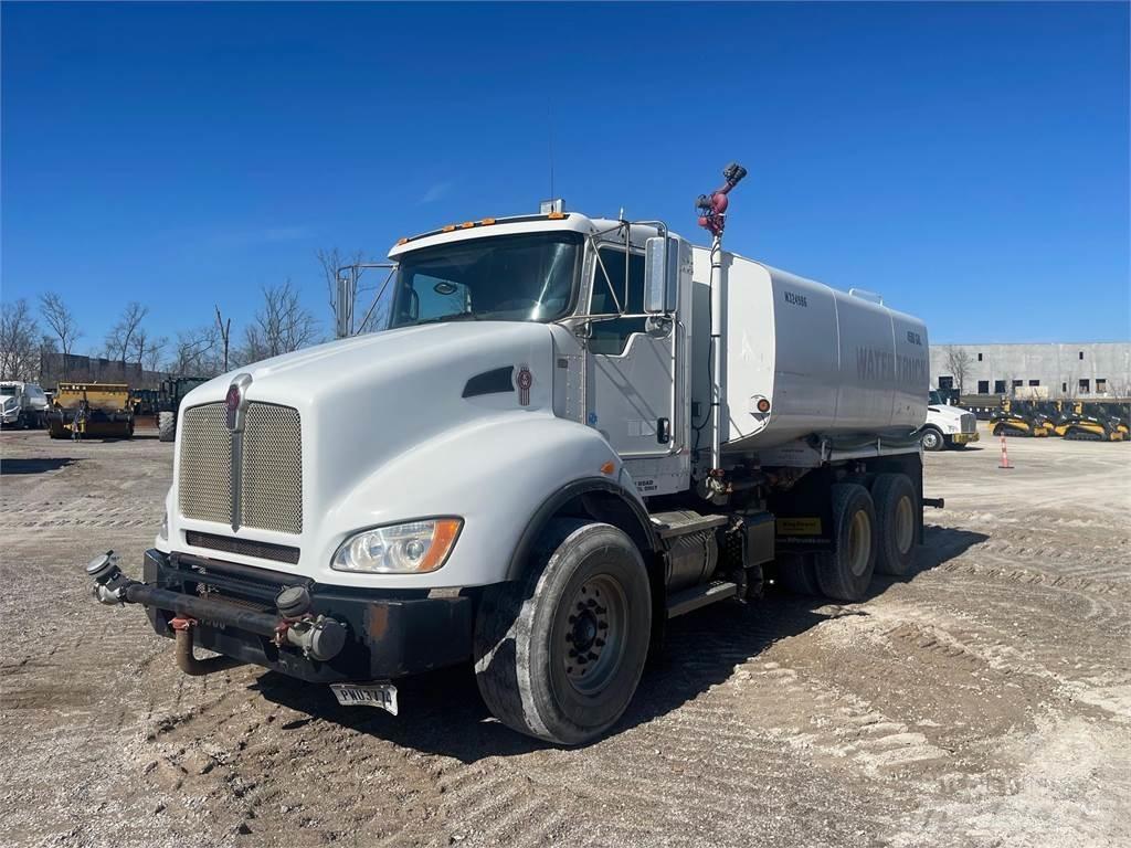 Kenworth T440 Cisterny na vodu