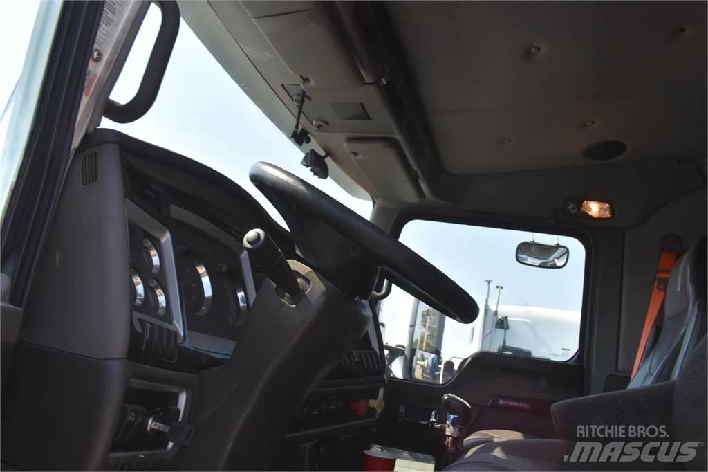 Kenworth T660 Sklápěče