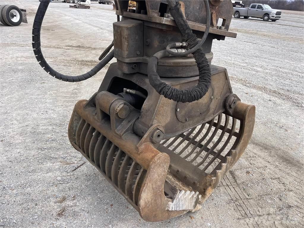Kobelco SK210 LC-9 Lesní nakladače