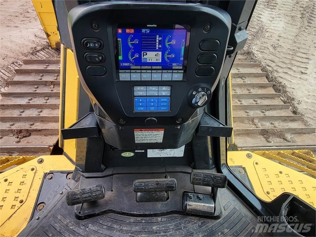 Komatsu D65PX-18 Pásové dozery