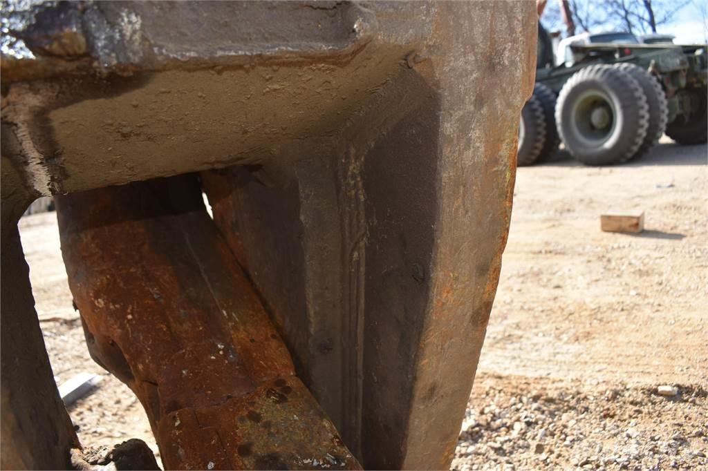 Komatsu PC400 LC Pásová rýpadla