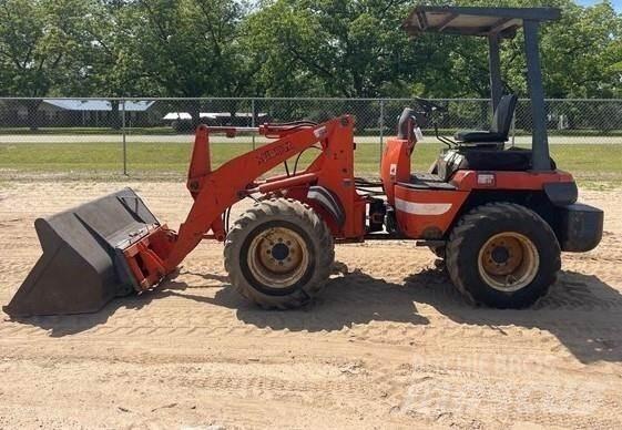 Kubota R520 Kolové nakladače