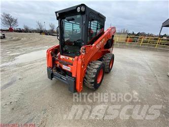 Kubota SSV75 Smykem řízené nakladače