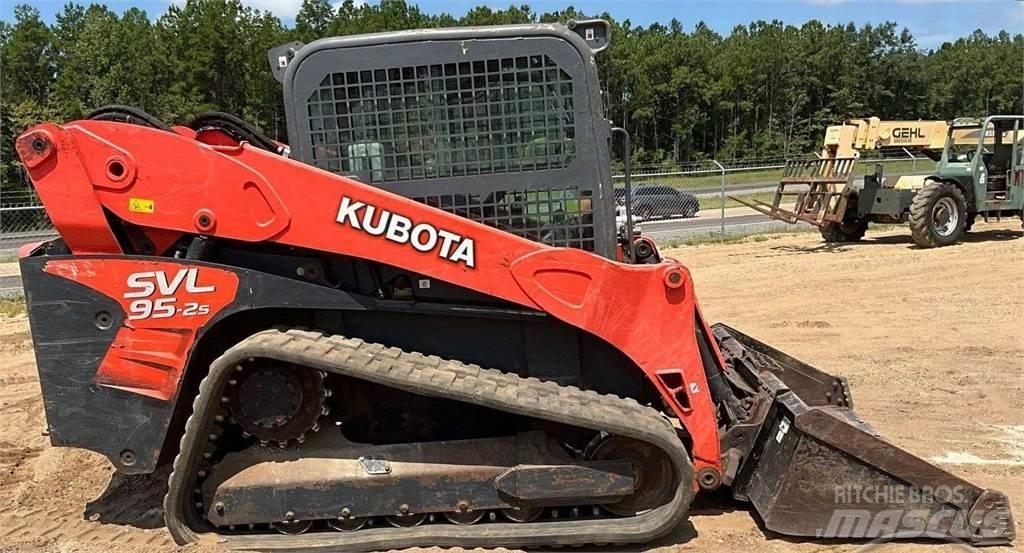 Kubota SVL95-2S Smykem řízené nakladače
