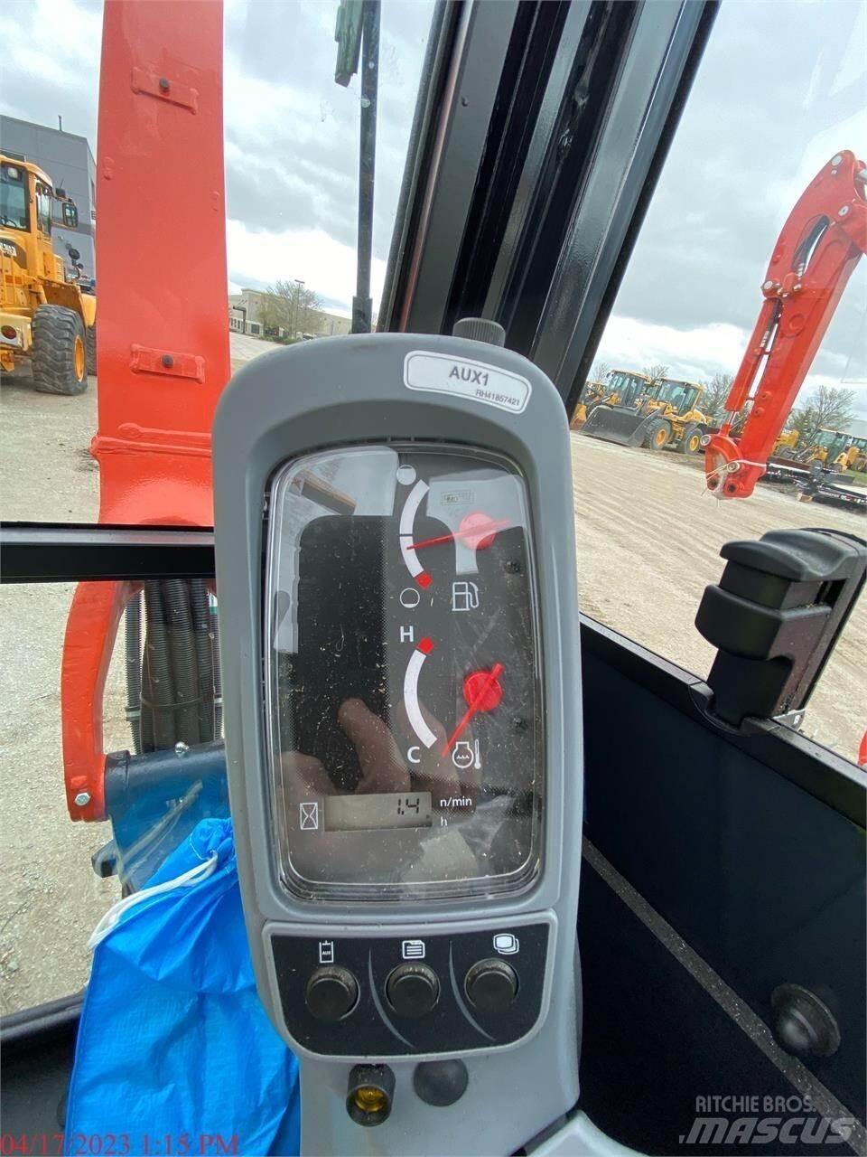 Kubota U27-4 Mini rýpadla < 7t