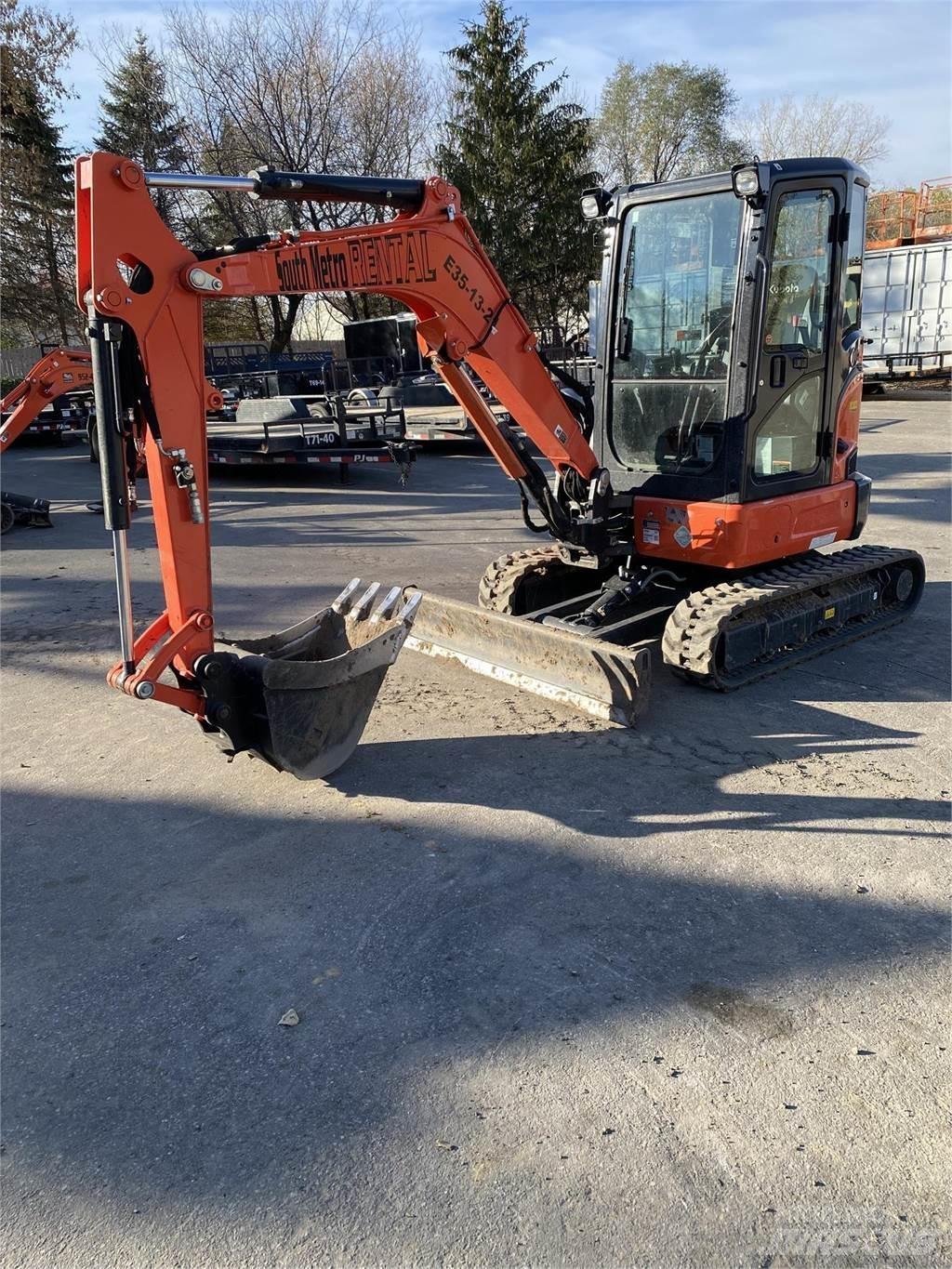 Kubota U35-4 Mini rýpadla < 7t