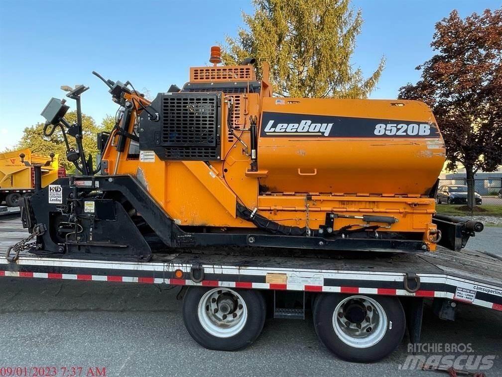 LeeBoy 8520B Finišery