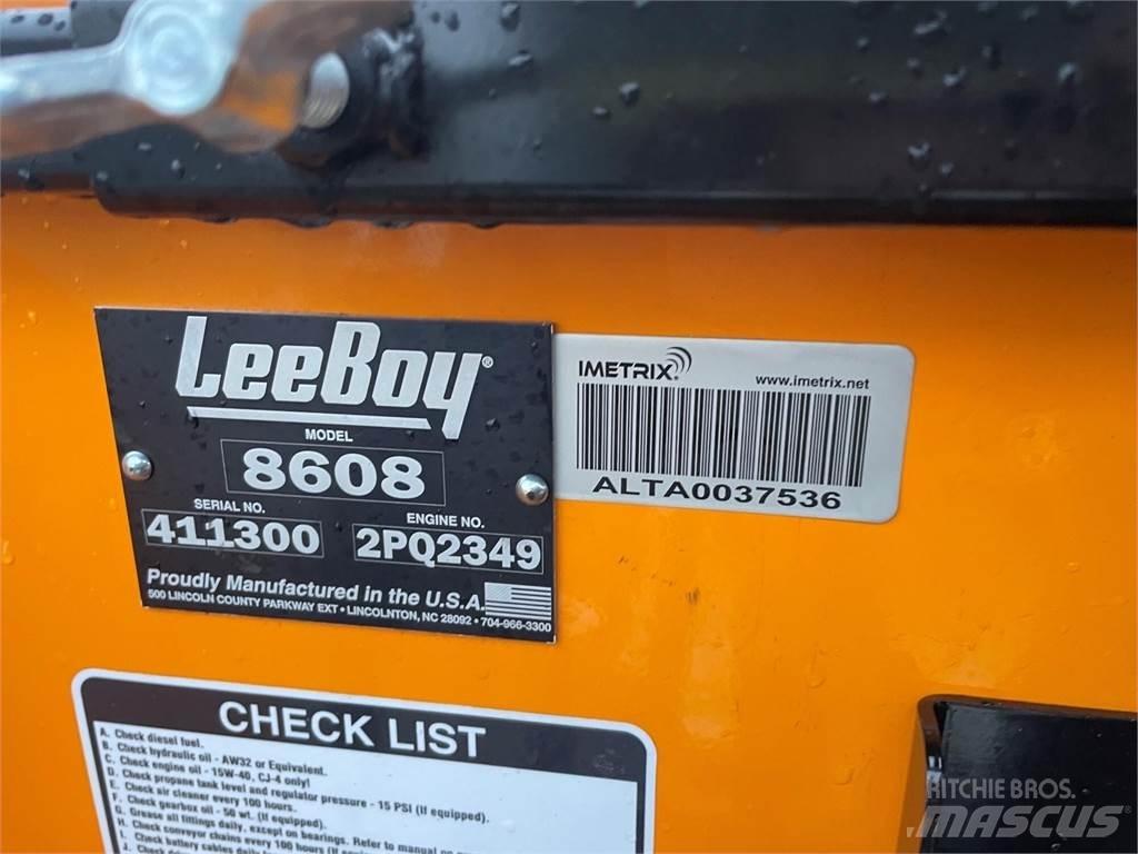 LeeBoy 8608 Finišery