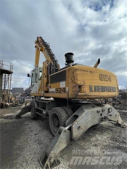 Liebherr A924C Stroje pro manipulaci s odpadem