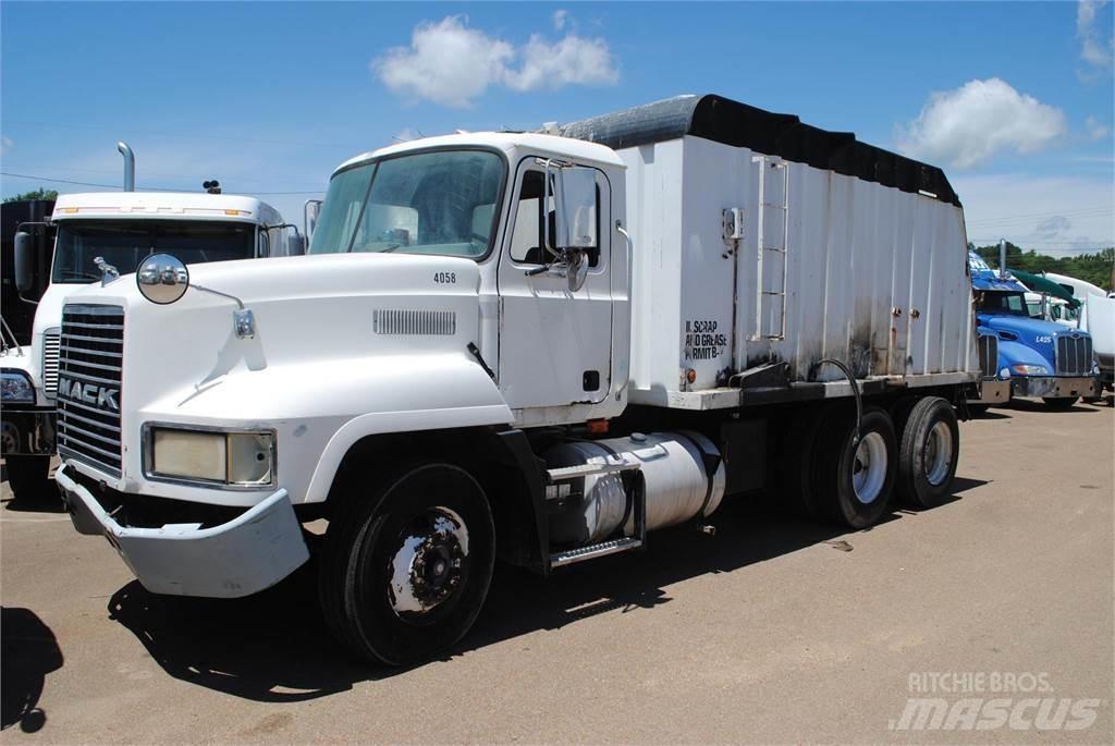 Mack CH613 Sklápěče