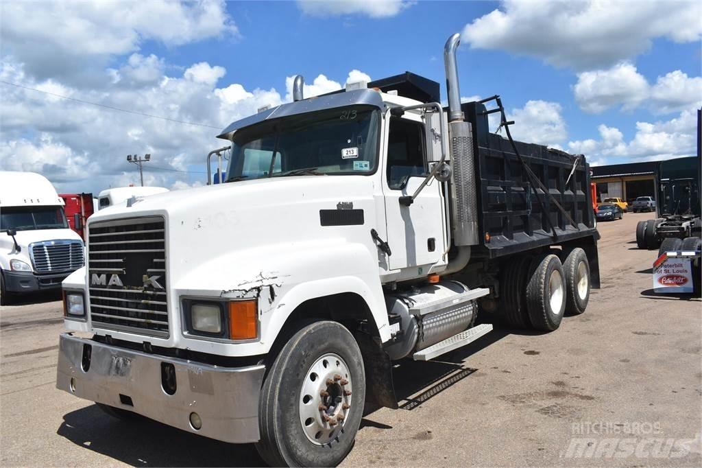 Mack CHN613 Sklápěče