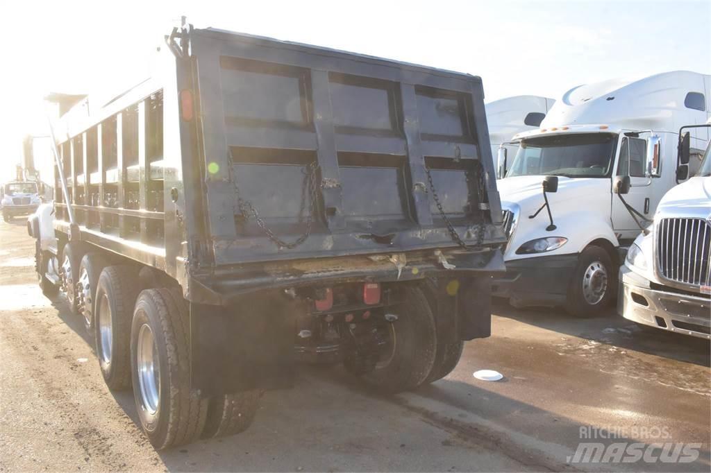 Mack GRANITE CV713 Sklápěče