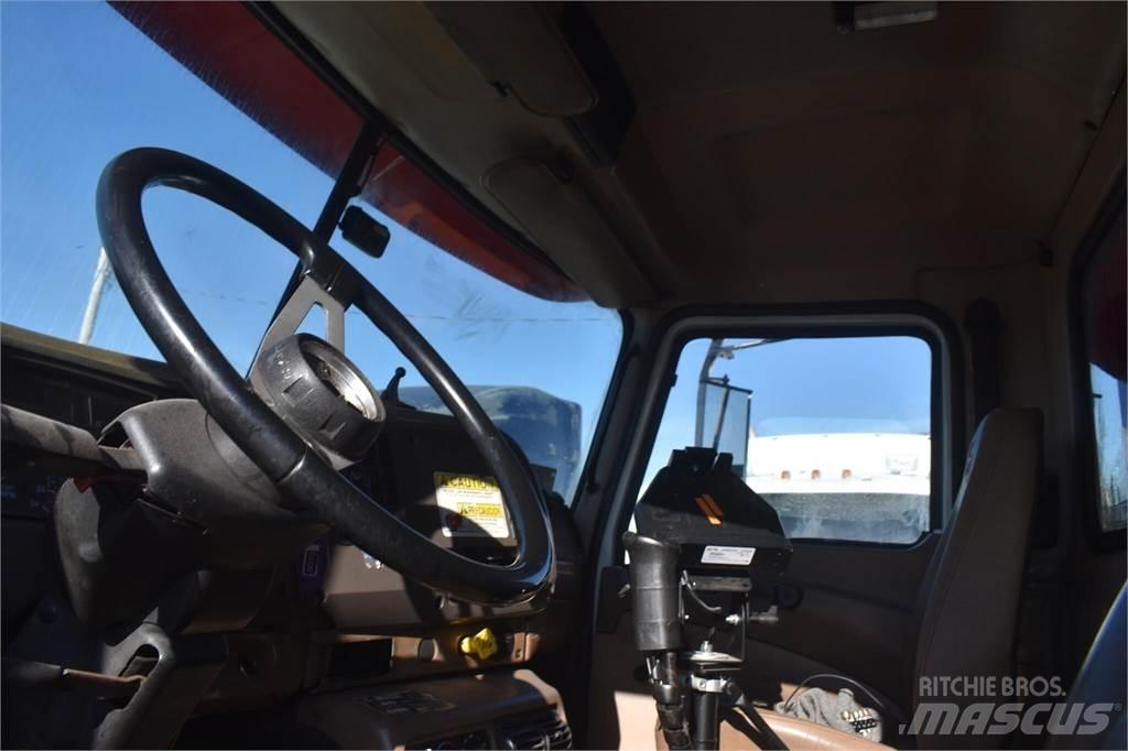 Mack GRANITE CV713 Sklápěče
