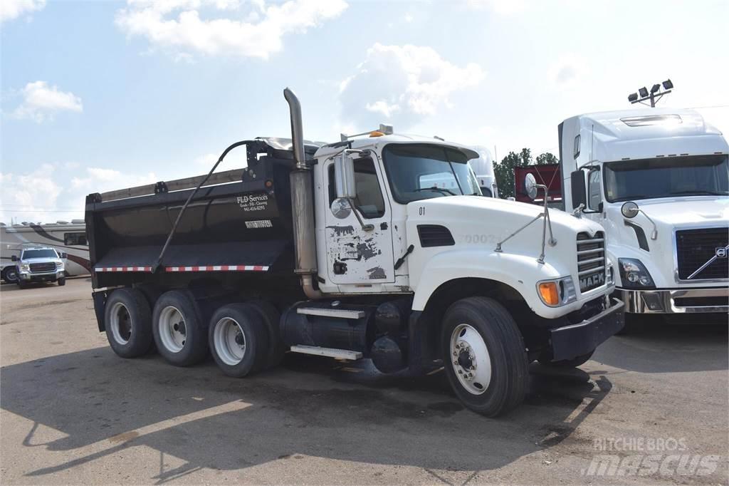 Mack GRANITE CV713 Sklápěče