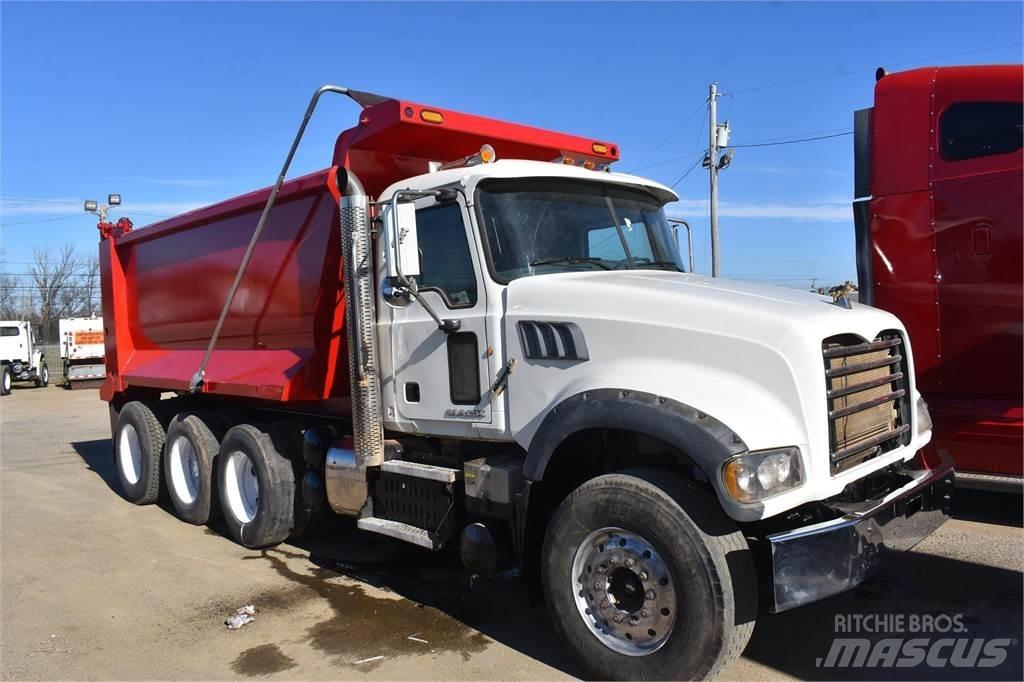 Mack GRANITE GU713 Sklápěče