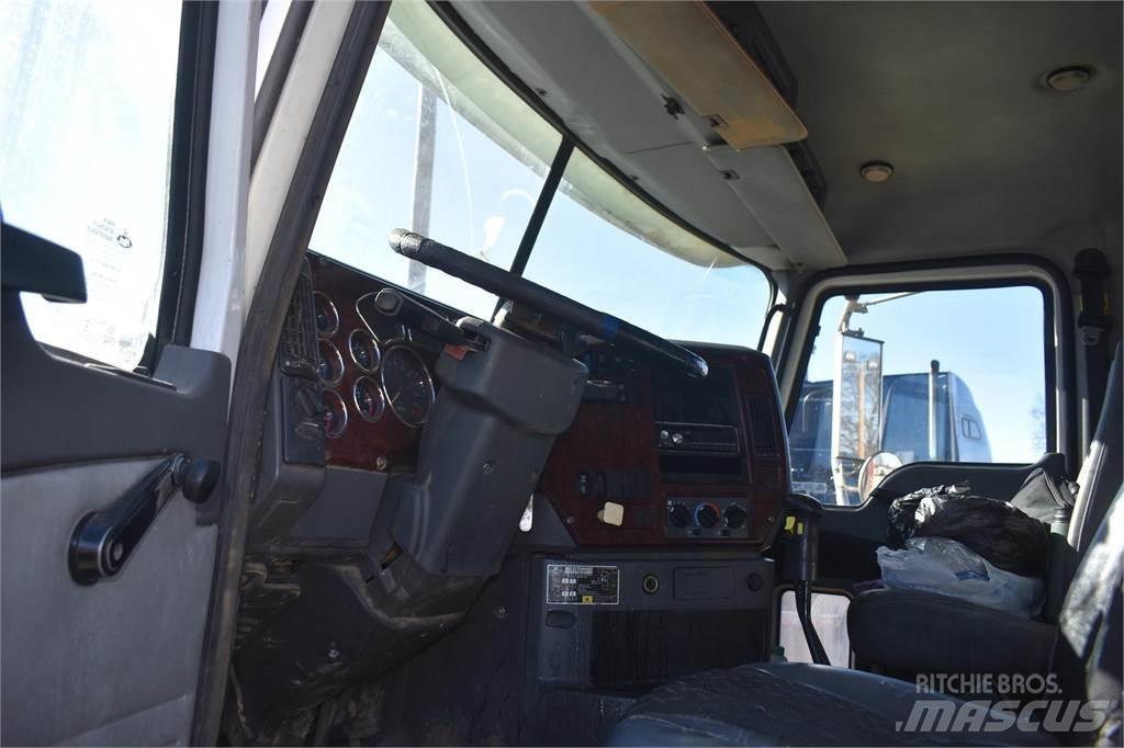 Mack GRANITE GU713 Sklápěče