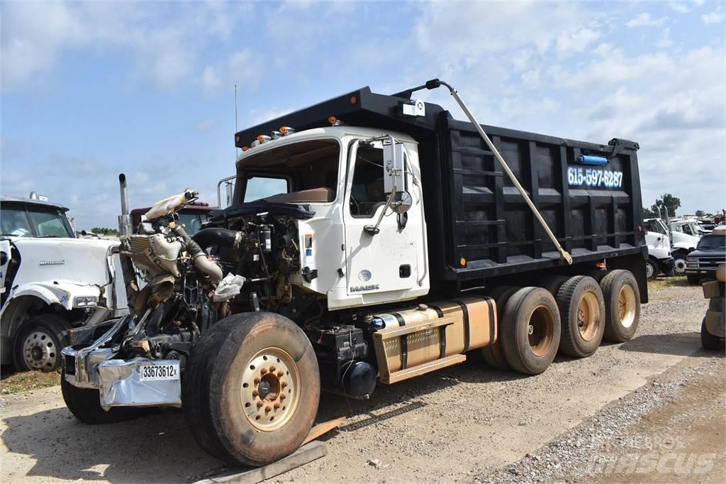 Mack GRANITE GU713 Sklápěče