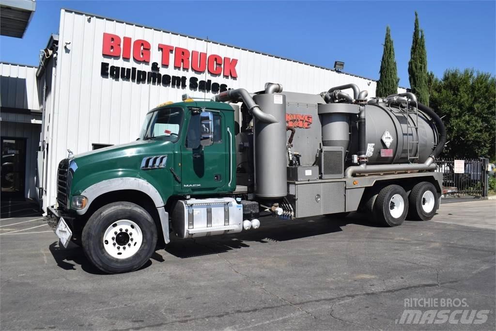 Mack GRANITE GU713 Cisternové vozy