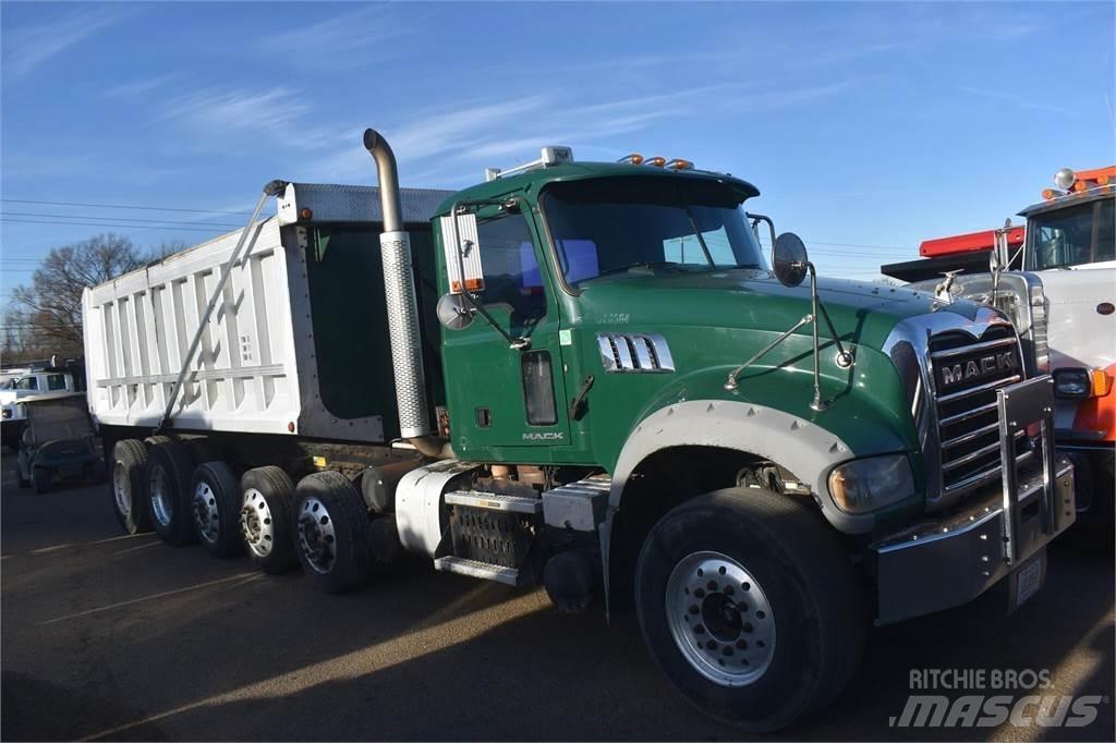 Mack GRANITE GU713 Sklápěče