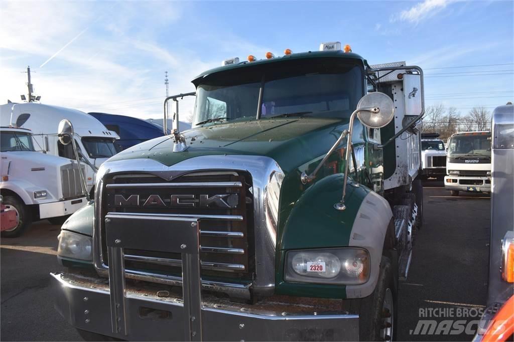 Mack GRANITE GU713 Sklápěče