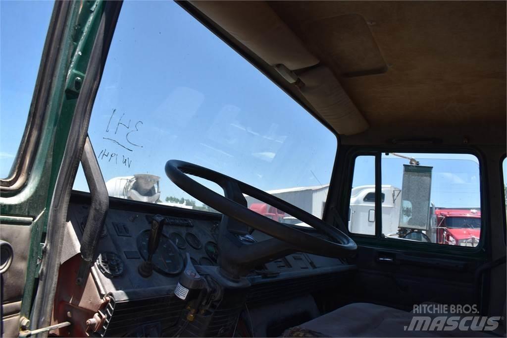 Mack MIDLINER CS200 Sklápěče