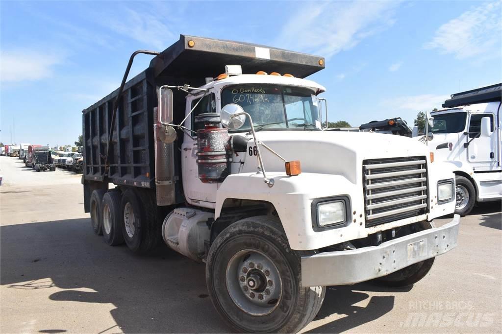 Mack RD688S Sklápěče