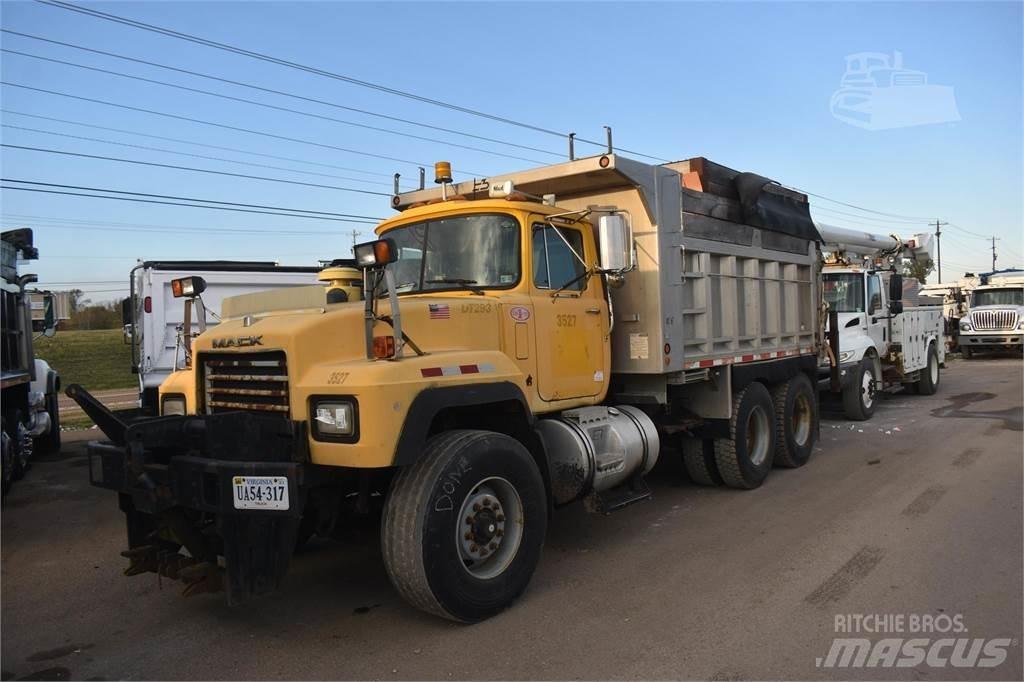 Mack RD688S Sklápěče