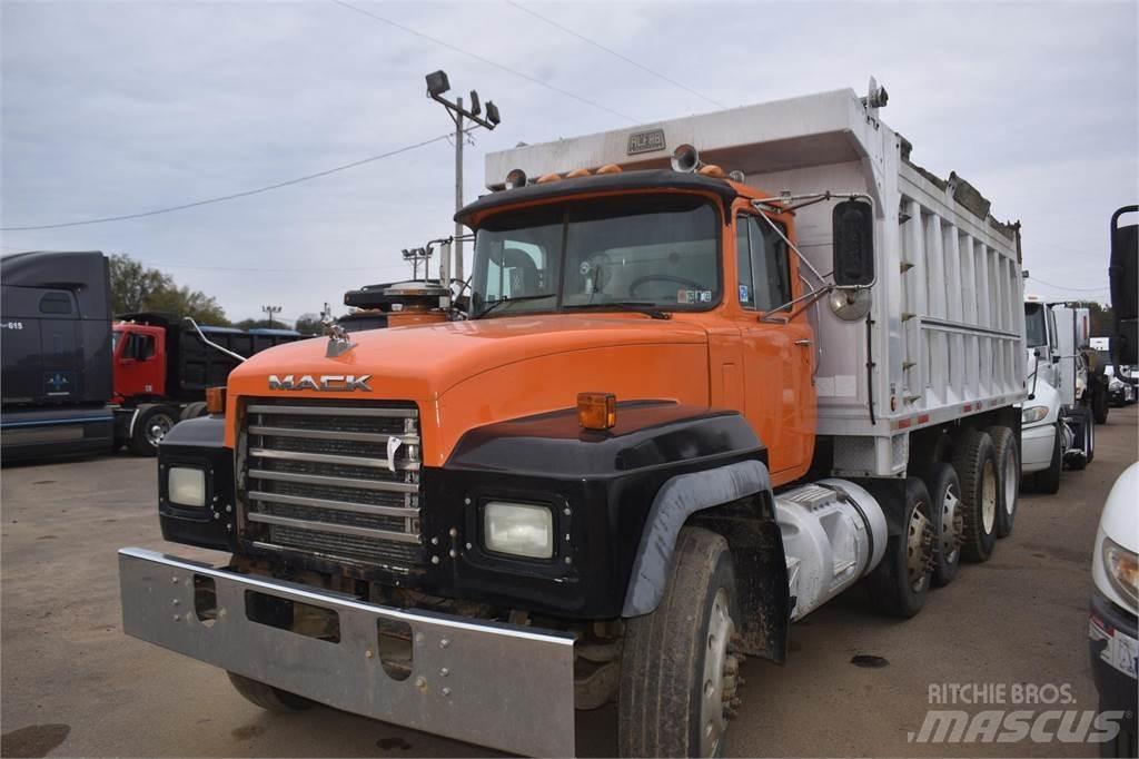 Mack RD688S Sklápěče