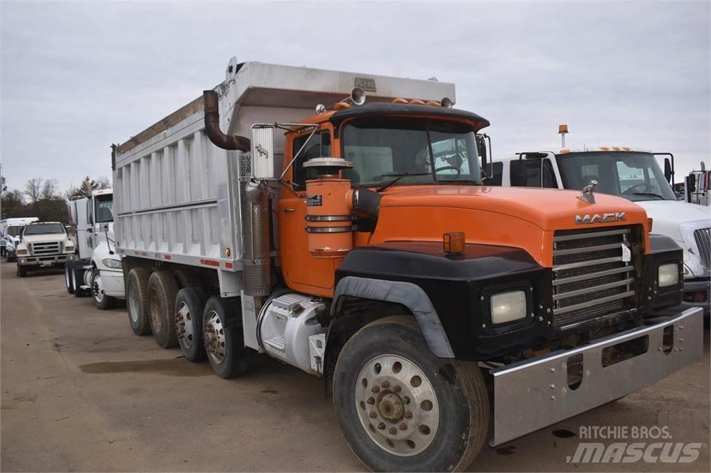 Mack RD688S Sklápěče