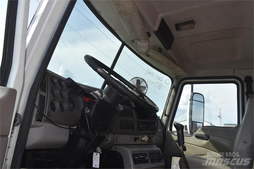 Mack VISION CXN613 Sklápěče