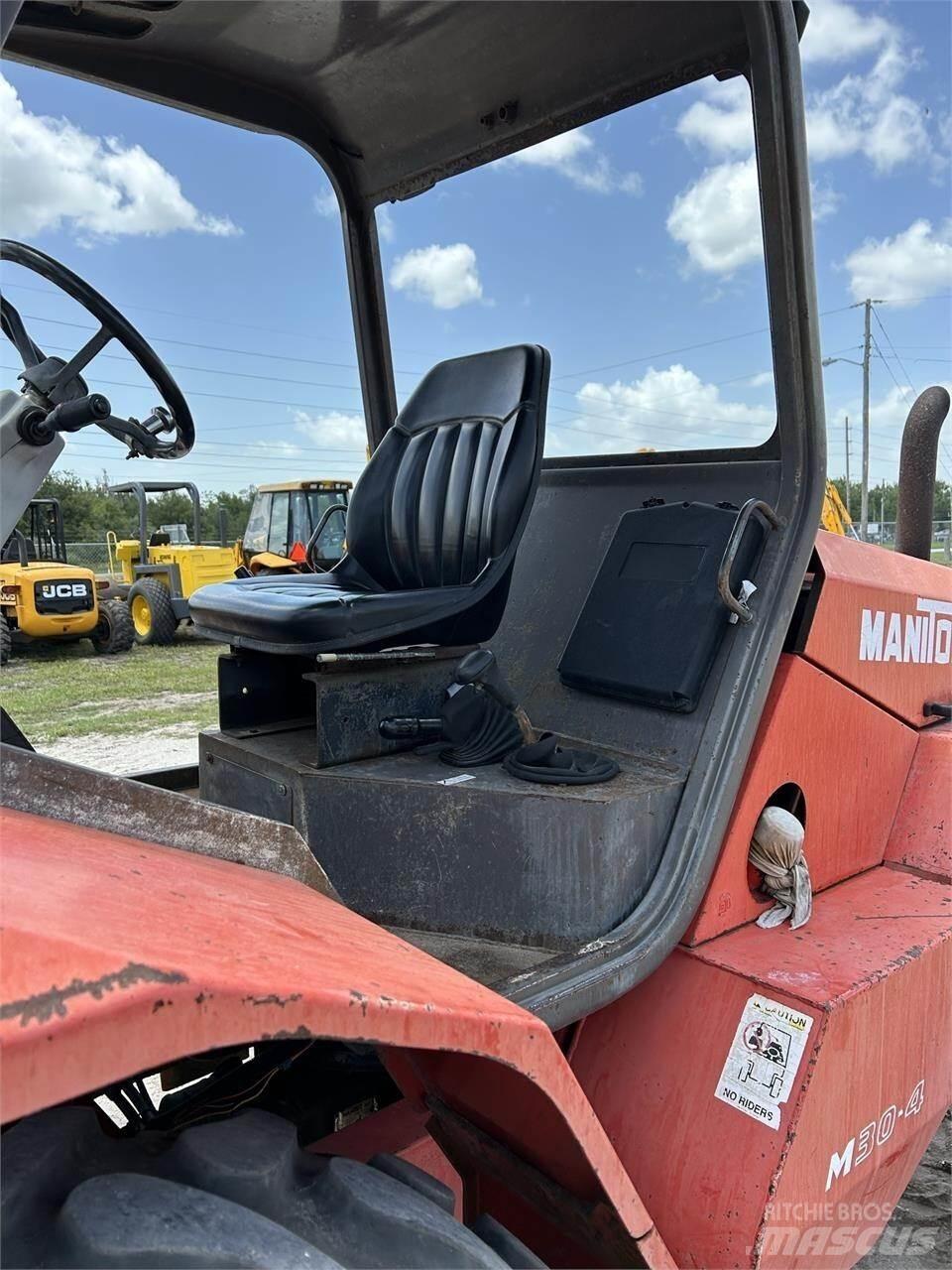 Manitou M30.4 Terénní vysokozdvižné vozíky