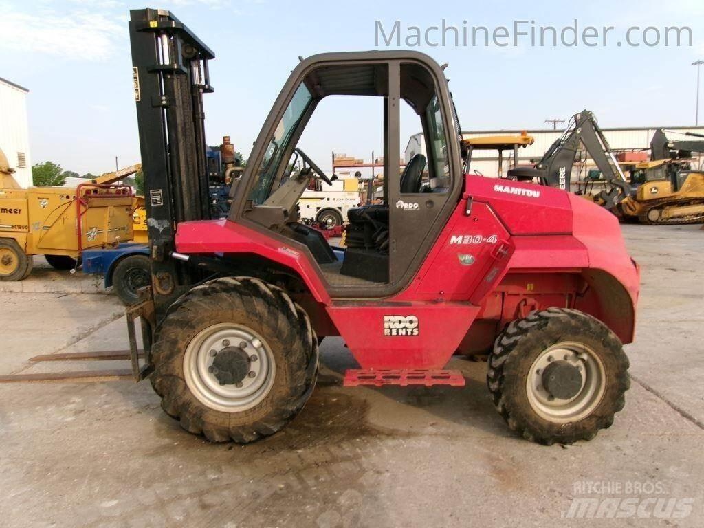 Manitou M30.4 Terénní vysokozdvižné vozíky