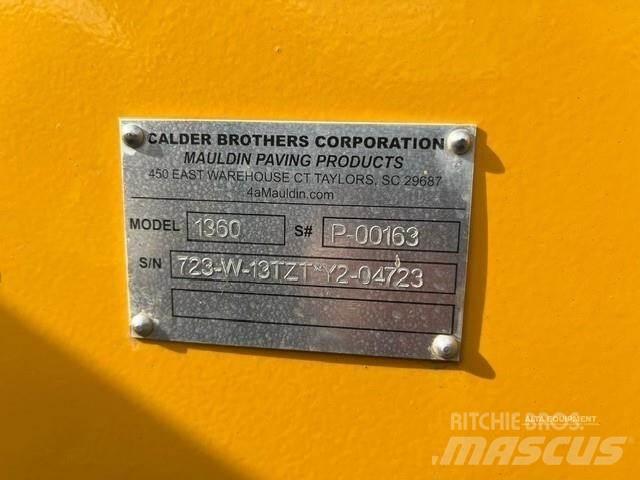 Mauldin 1360 Finišery