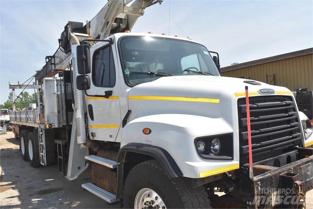 National 600E2 Autojeřáby, hydraulické ruky