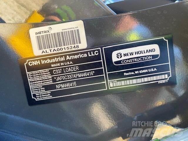 New Holland C337 Smykem řízené nakladače
