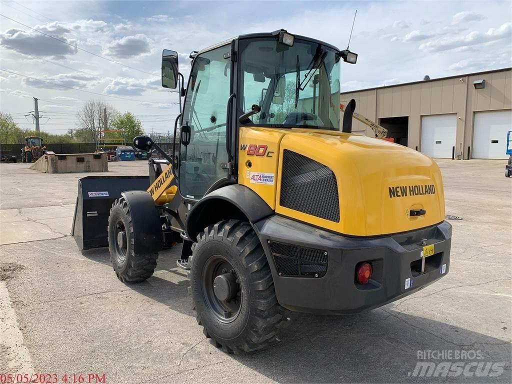 New Holland W80C Kolové nakladače