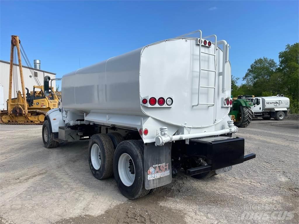 Peterbilt 335 Cisterny na vodu