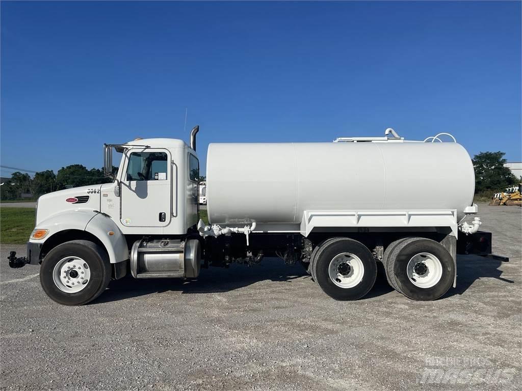 Peterbilt 348 Cisterny na vodu
