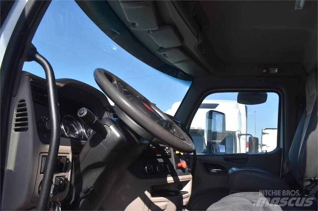 Peterbilt 567 Sklápěče