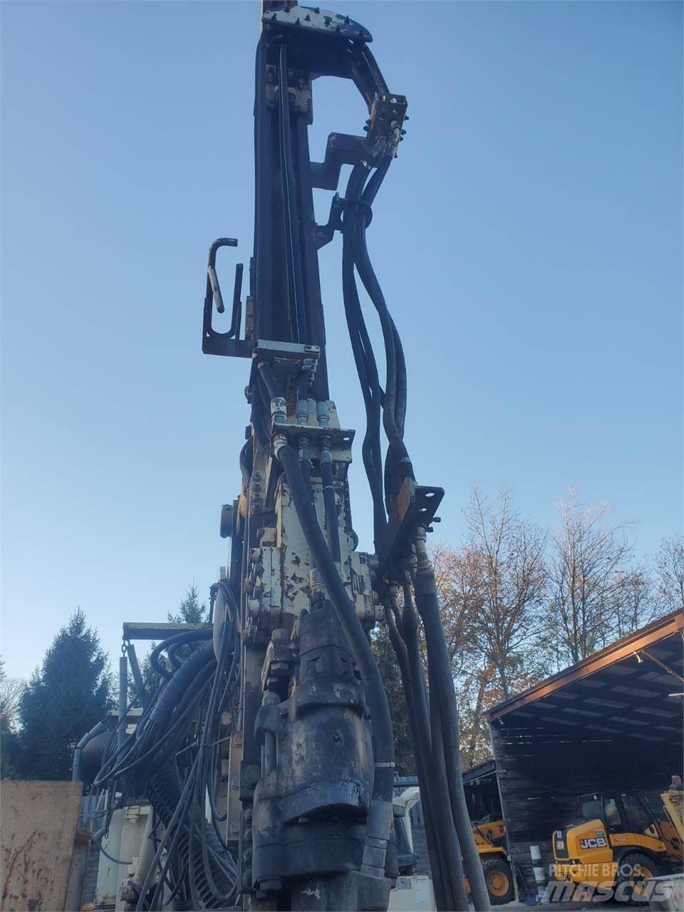 Reedrill R20 Povrchové vrtací stroje