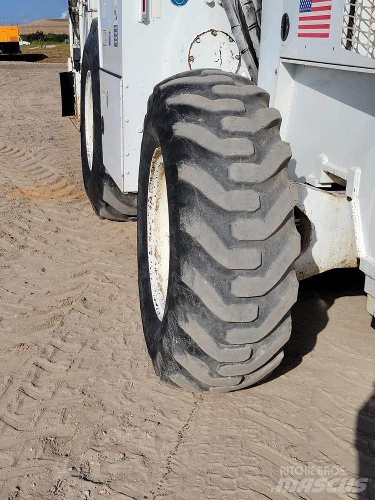 Roadtec SX2E Recyklátory asfaltu