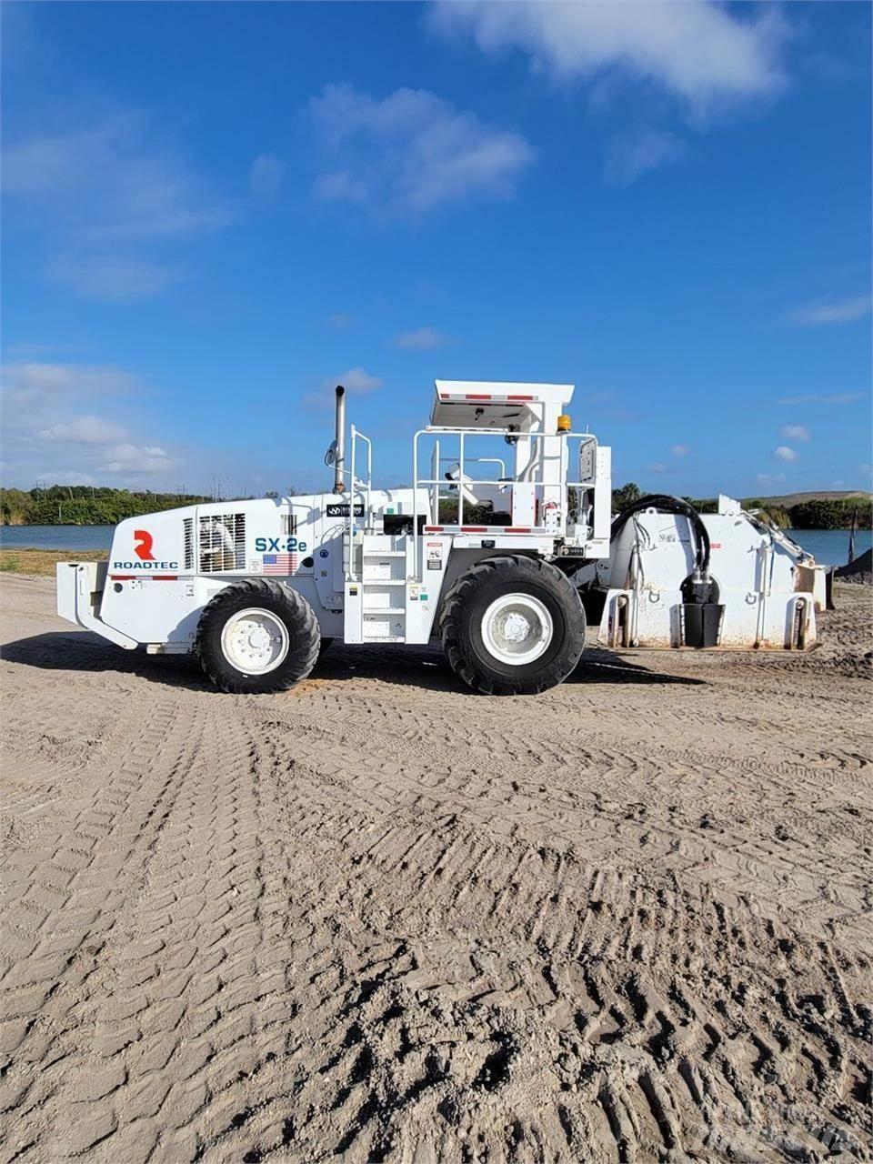 Roadtec SX2E Recyklátory asfaltu