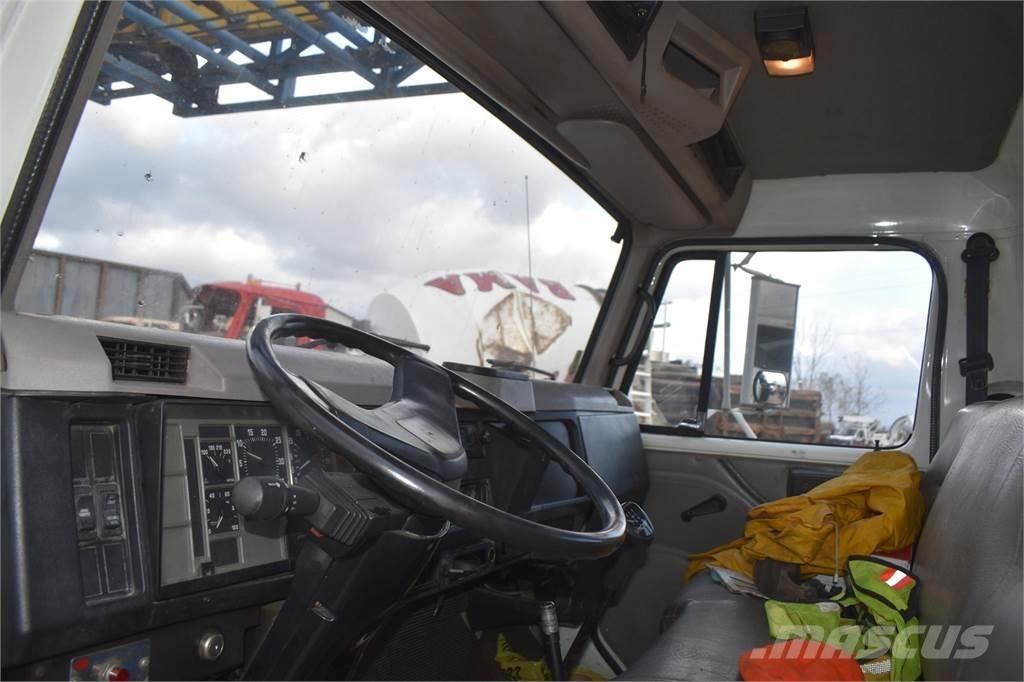  SPONCO M55 Autojeřáby, hydraulické ruky