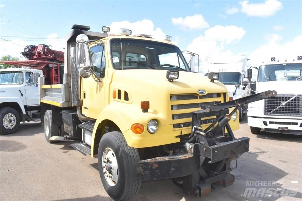 Sterling L7500 Sklápěče