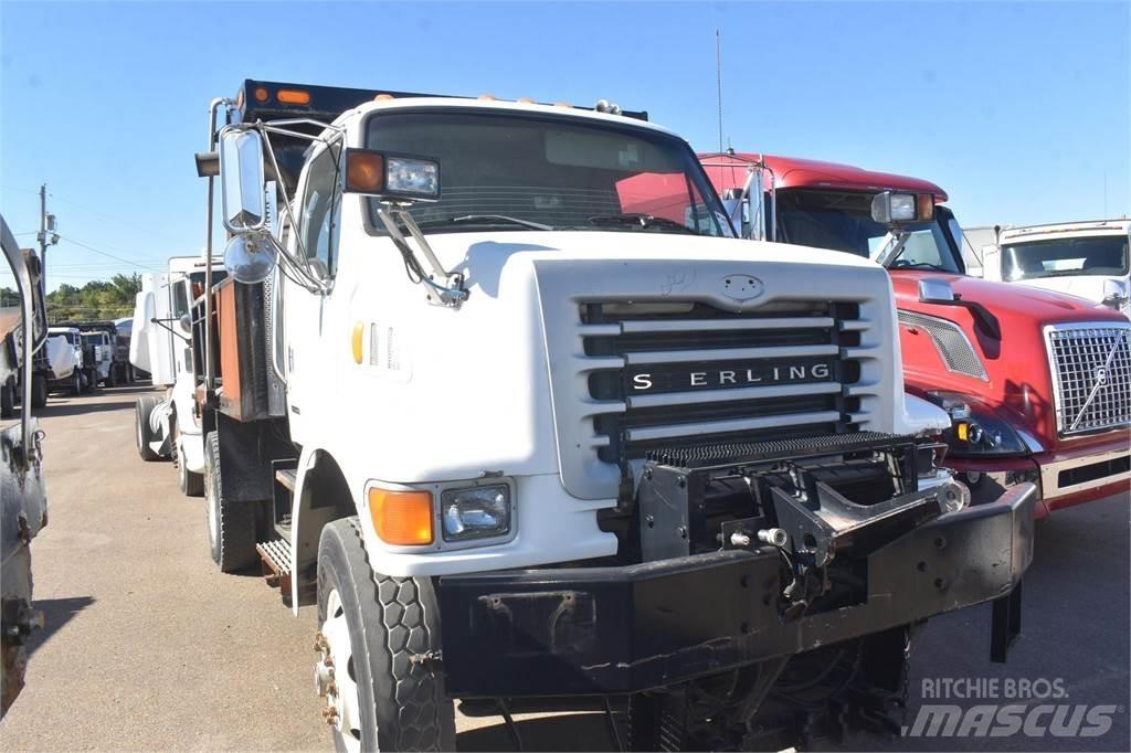 Sterling L7500 Sklápěče
